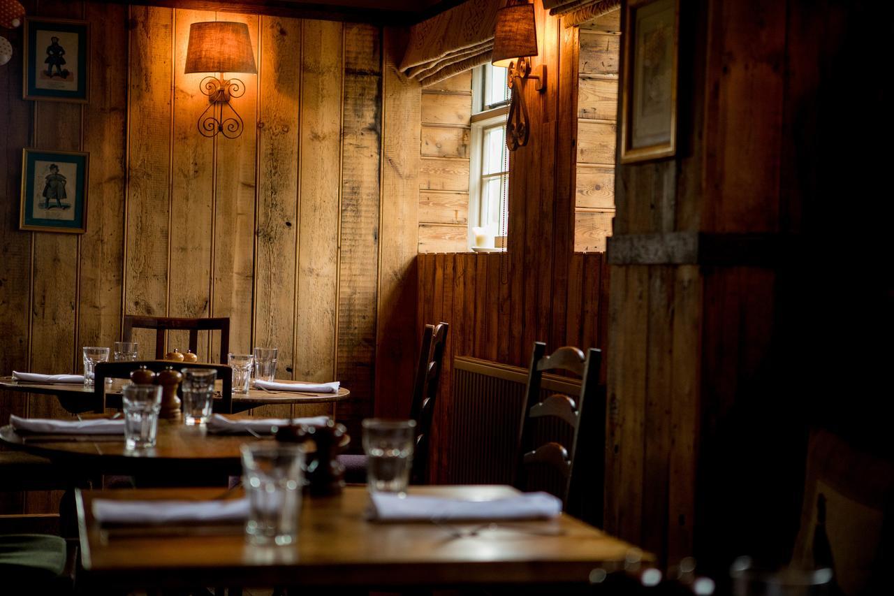 The Hawk Inn Андовер Экстерьер фото